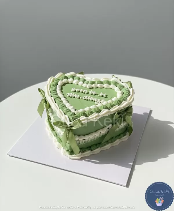 Vintage / Coquette Cakes